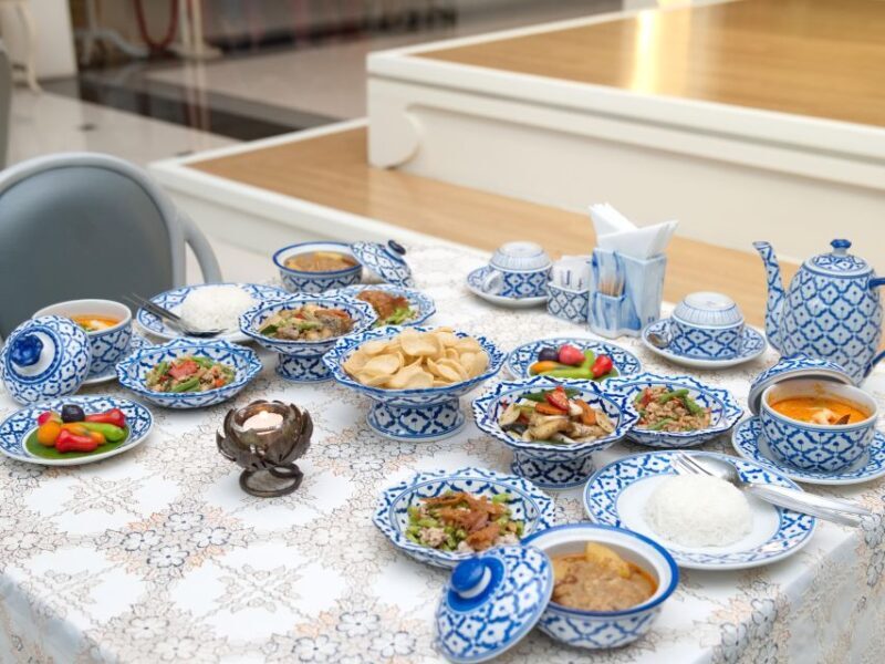 Bangkok Thai Dance Show with Dinner with Hotel Transfer - Key Points