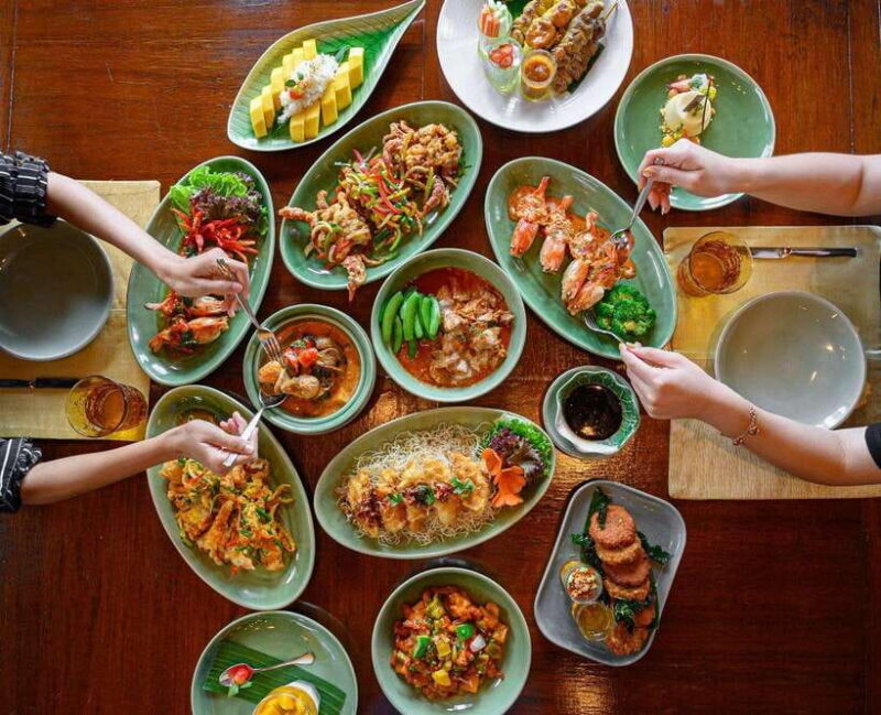 Bangkok: Thara Thong Royal Orchid Sheraton F&B Packages - Bangkok: Thara Thong Royal Orchid Sheraton F&B Packages