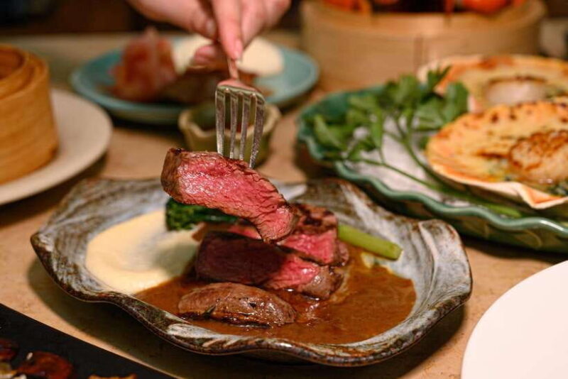 Bangkok: The Dining Room at Grand Hyatt Erawan F&B Packages - Key Points