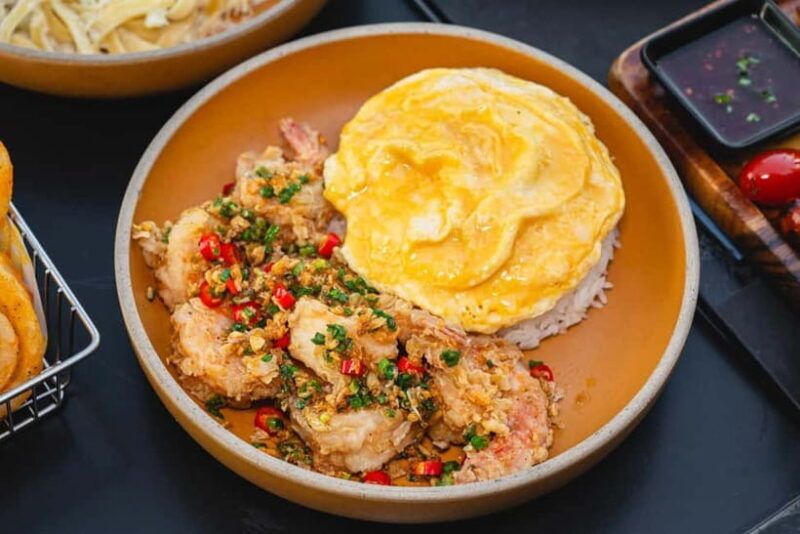 Bangkok: Throwback Rooftop Bangkok at Silom Edge - Who Is This Experience For?