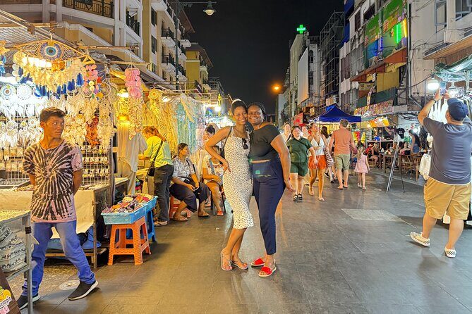 Bangkok : TUK TUK Tour Night Life - Private with Hotel Pick Up - A Closer Look at the Tour Experience