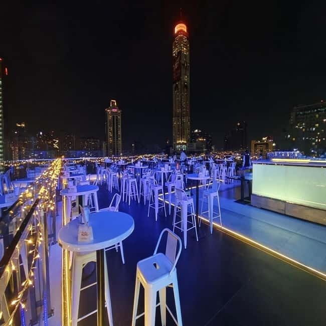 Bangkok: Walk Rooftop Bar at Centara Watergate Hotel - Who Will Love Walk Rooftop Bar?