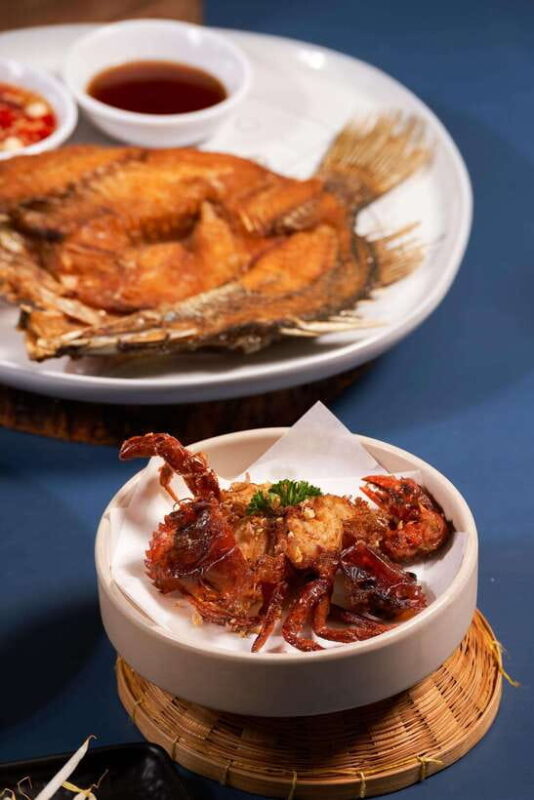 Bangkok: Whale Klang Krung Buffet with Drinks - Frequently Asked Questions