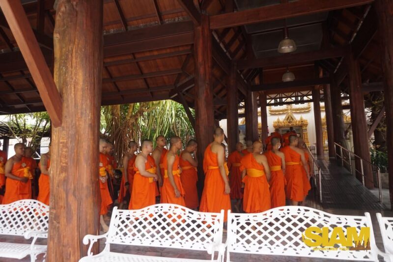 Bangkok Yai Local Canal Tour with Longtail Boat - A Closer Look at the Bangkok Yai Canal Tour