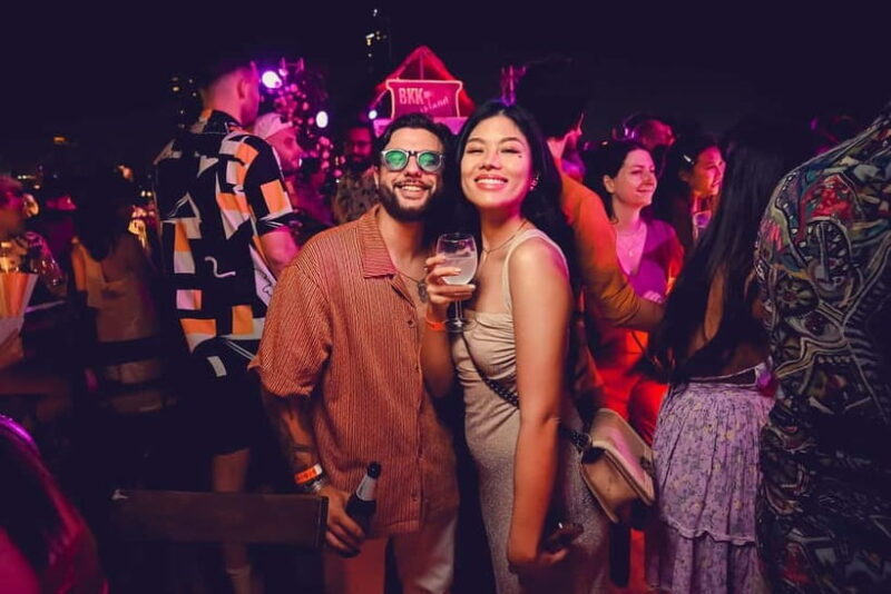 Bangkok's Best Party Boat - Key Points