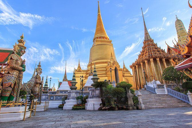 Bangkok's Grand Palace Complex and Wat Phra Kaew Tour - Who Should Book This Tour?