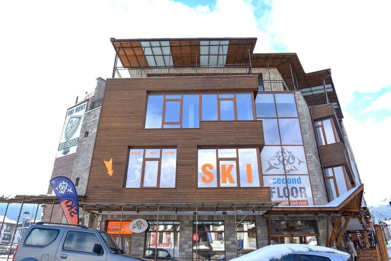 Bansko: Ski and Snowboard equipment rental - The Itinerary Breakdown and Experience