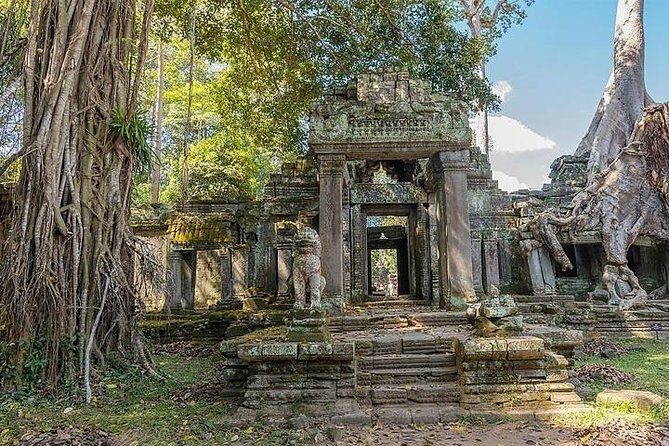 Banteay Srei & Grand Circuit by Private Tours - Key Points