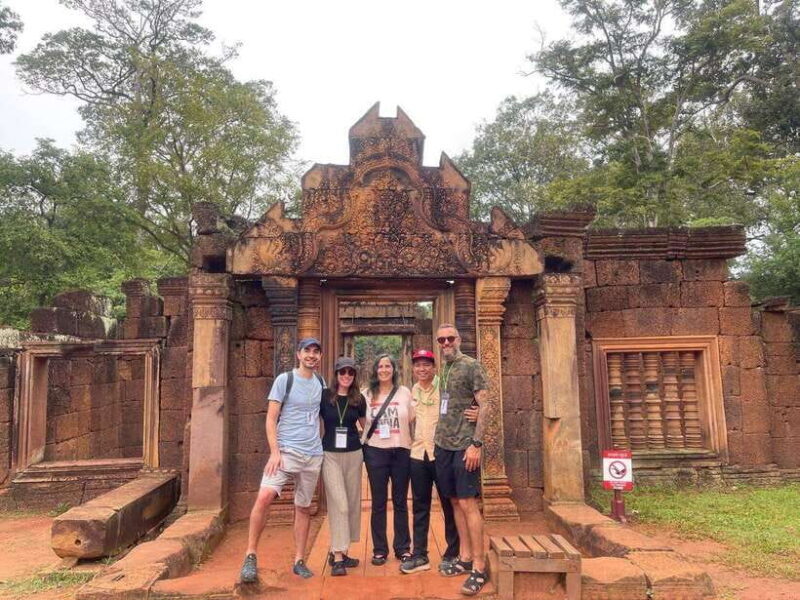 Banteay Srey, Beng Mealea, Kompong Phluk with Spanish Guide - Discovering Cambodia’s Treasures in One Day