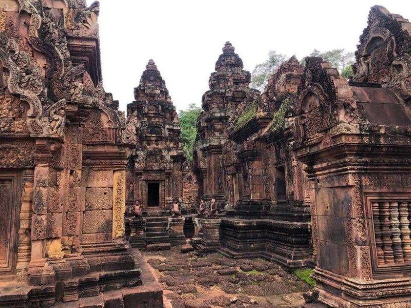 Banteay Srey, Beng Mealea, Kompong Phluk with Spanish Guide - FAQ