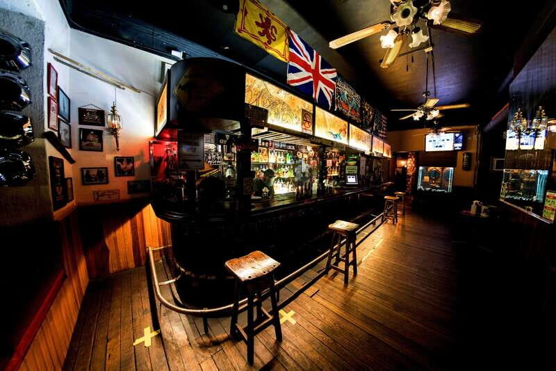 Barba Negra Bar with Live Rock Music Show! - How the Tour Is Structured