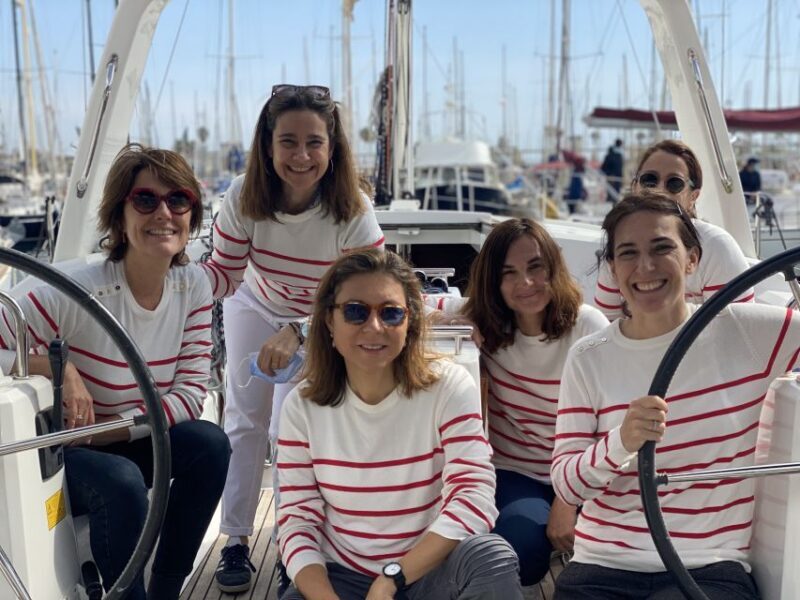 Barcelona 1 hour Scenic Sailboat Tour with Snacks and Drinks - Full Breakdown of the Itinerary