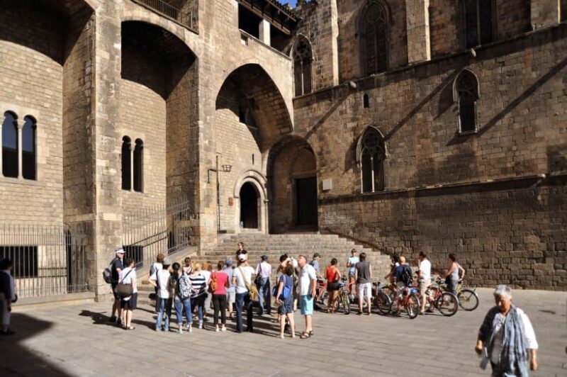 Barcelona 2-Hour Gothic Walking Tour - Key Points