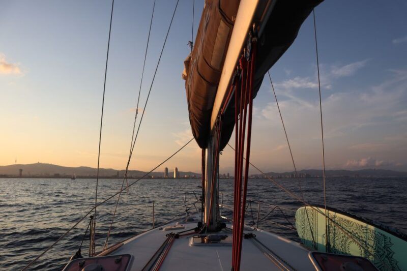 Barcelona: 2-Hour Sailboat Tour with Paddle Boarding - FAQ