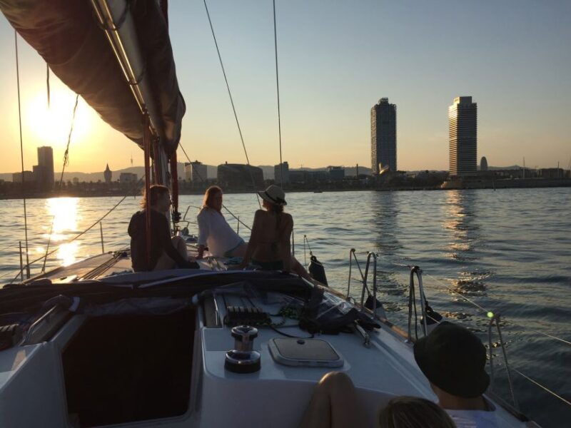 Barcelona: 2-Hour Sunset Sailboat Trip - Detailed Review of the Barcelona Sunset Sailboat Trip