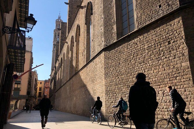 Barcelona 3-hour Bike Tour: Highlights and Hidden Gems - Authentic Traveler Perspectives