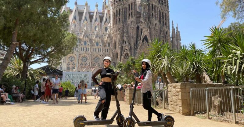 Barcelona: 3-Hour Sagrada Familia eScooter Tour - Key Points