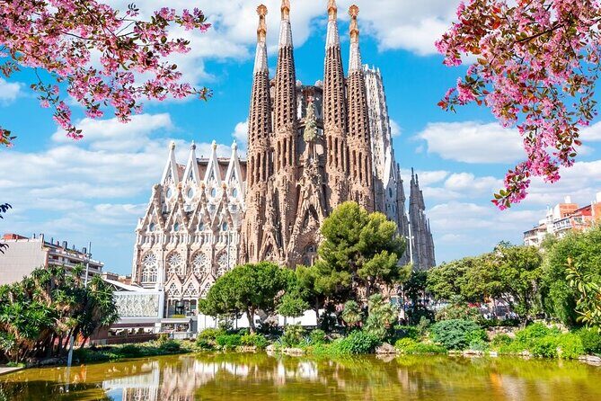 Barcelona Airport (BCN) Private Transfer to Barcelona City/Hotels - The Sum Up
