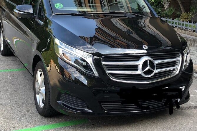 Barcelona Airport Departure Transfers - Key Points
