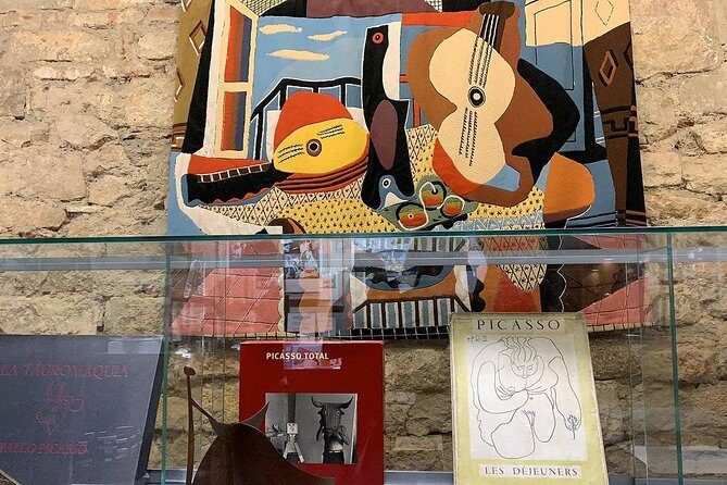 Barcelona Art and Tapas Small Group Walking Tour with Picasso Museum - The Art of Picasso