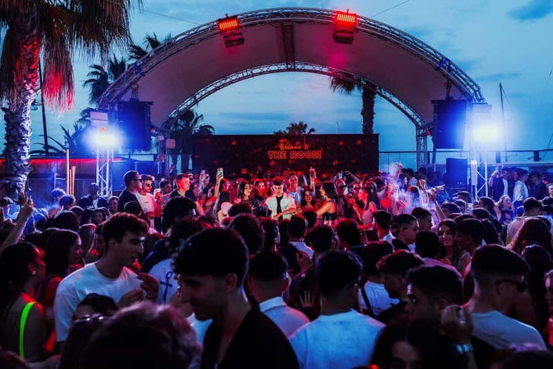 Barcelona: Beach Club Pool Party with DJ - How to Make the Most of Your Visit