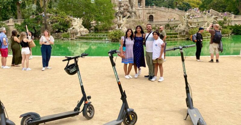 Barcelona: beach E-bike or E-Scooter Tour - Key Points