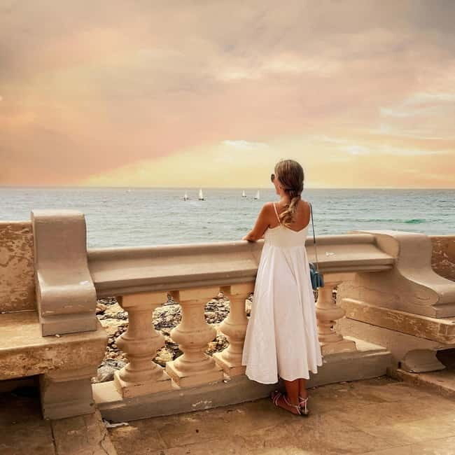 Barcelona: Beautiful Sitges Sunset Tour with Guide - Key Points