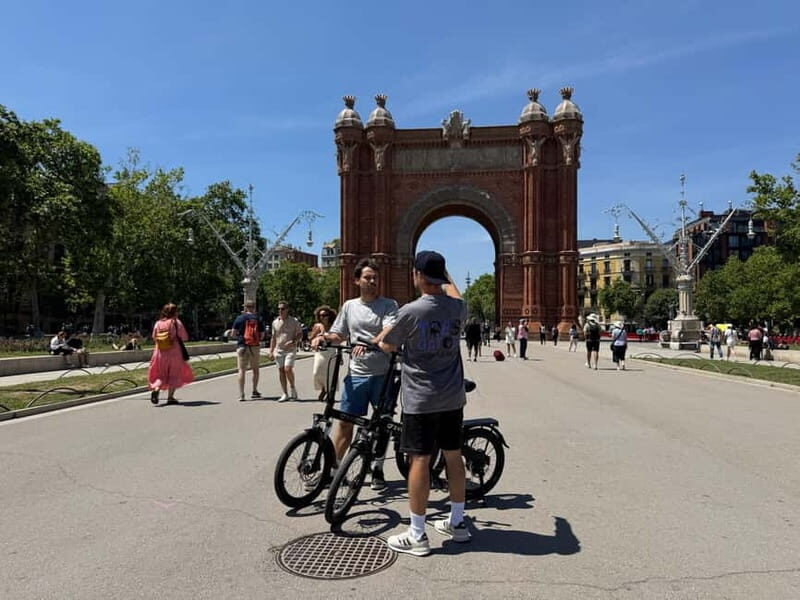 Barcelona: Bike or eBike Tour, Top Sights & Local Insights - Key Points
