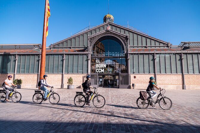 Barcelona Bike tour, Gaudí houses or beach bike tour - Discover the Heart of Barcelona in 3 Hours