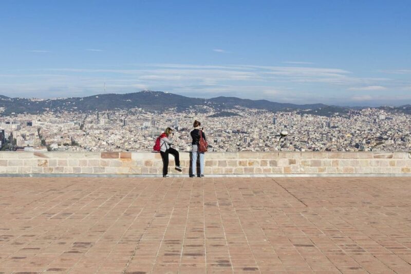 Barcelona Cable Car Sky Views, Magic Fountain & Castle Visit - The Magic Fountain Show