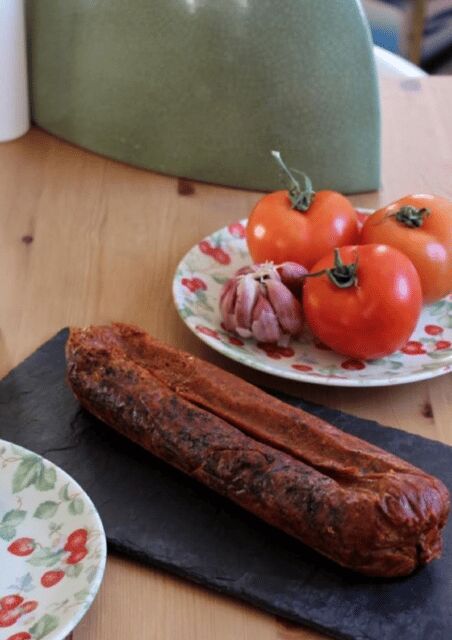 Barcelona: Catalan Cuisine cooking course 100% vegan - Who Should Consider This Experience?