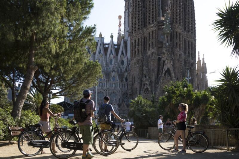 Barcelona: City Highlights Bike Tour - A Detailed Look at the Barcelona: City Highlights Bike Tour
