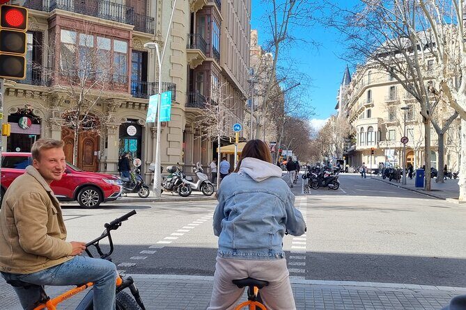 Barcelona City Highlights Bike Tour with E-Bike Option - Frequently Asked Questions