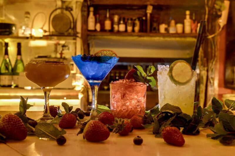 Barcelona: Cocktail Making Class with Tapas - Explore the Heart of Barcelona with a Cocktail Class