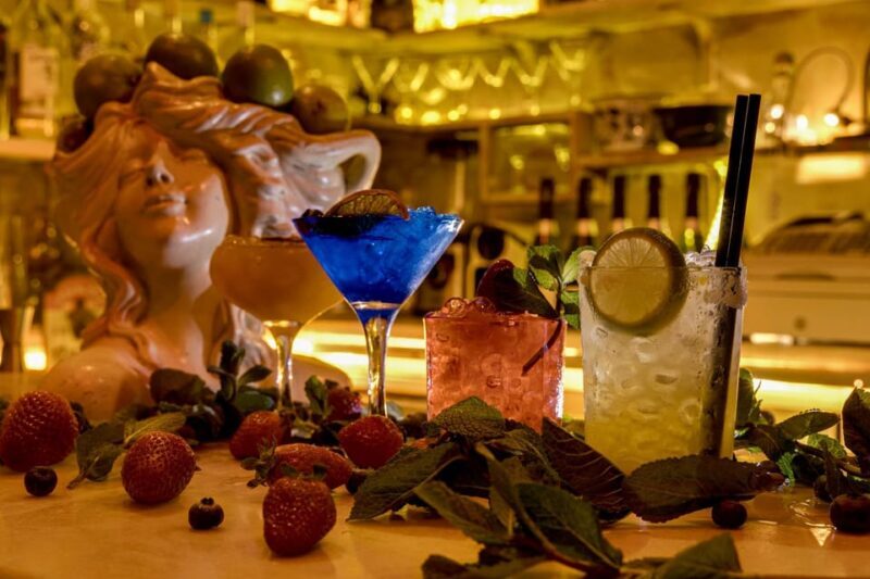 Barcelona: Cocktail Making Class with Tapas - FAQ