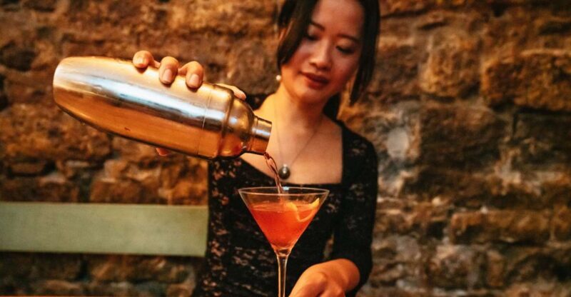 Barcelona: Cocktail Master Class by Mixologist with Tapas - Introduction: A Mix of Cocktails, Tapas, and Barcelona Charm