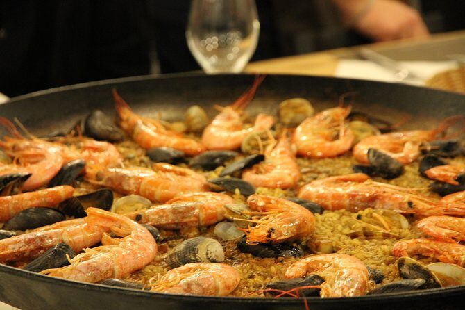 Barcelona Culinary Experience: Paella & Tapas Cooking Class - The Details of the Barcelona Culinary Experience