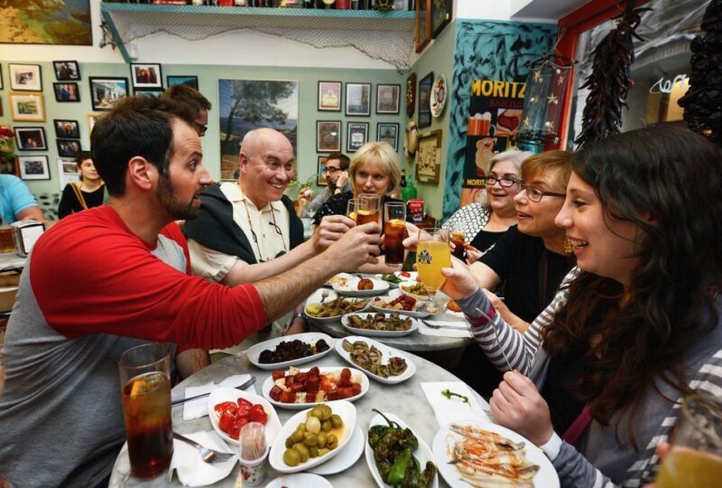 Barcelona: Evening Tapas Tour in the Gothic Quarter - Key Points