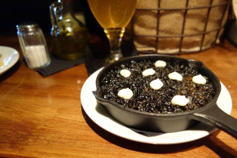 Barcelona: Evening Tapas Tour in the Gothic Quarter - Who Should Consider This Tour