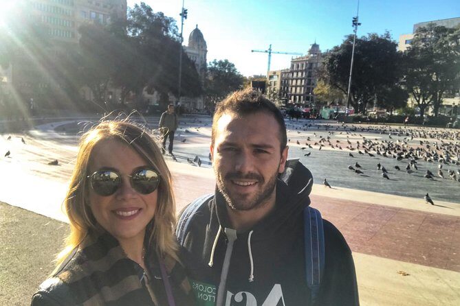 Barcelona Food Tour: Market & Gothic Quarter with Expert Guide - Who is this tour best suited for?