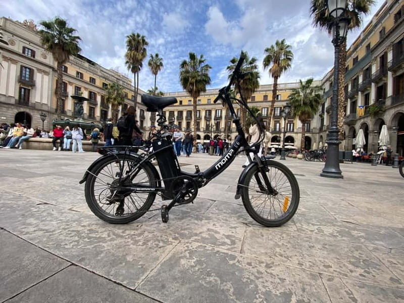 Barcelona: Full-Day Bike/E-Bike Rental with Helmet and Lock - Starting Point and What’s Included