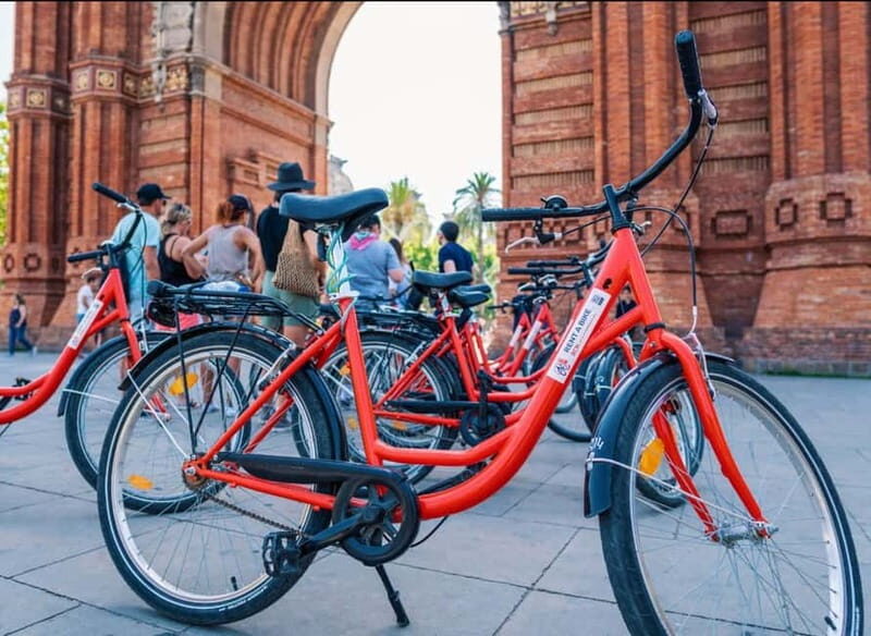 Barcelona: Full-Day Bike/E-Bike Rental with Helmet and Lock - The Experience in Practice