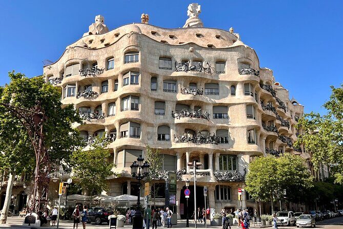 Barcelona Gaudi Houses Tour: Casa Vicens, Pedrera & Casa Batlló - Who Should Book This Tour?