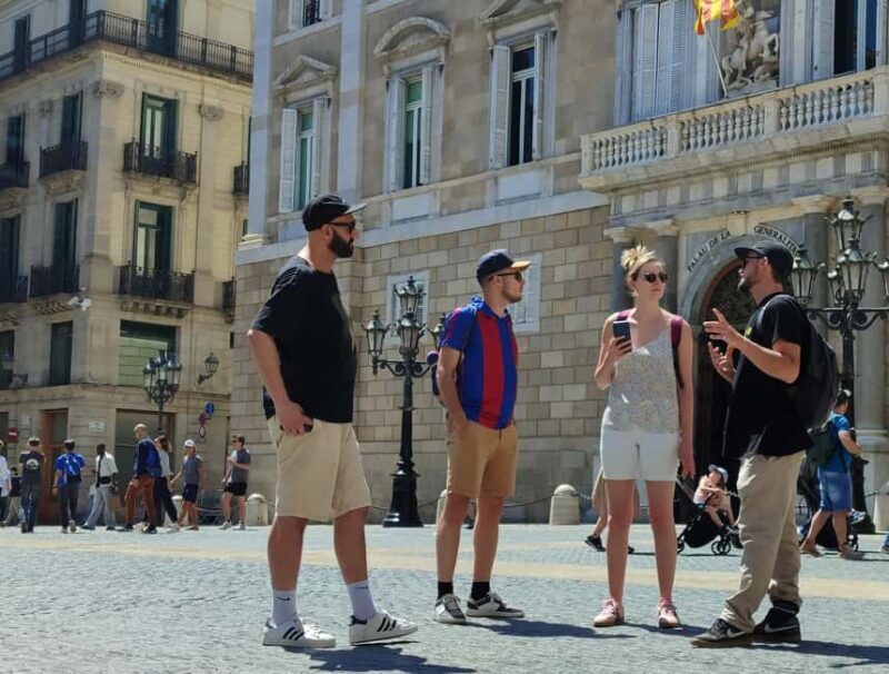 Barcelona Gothic Quarter: Roman Walls and Hidden Courtyards - Who Should Consider This Tour?