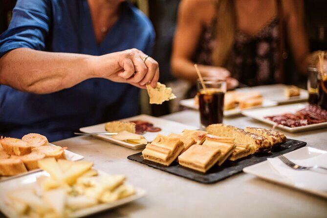 Barcelona Gothic Quarter Tapas & Taverns Food & Wine Tour - Who Will Love This Tour?