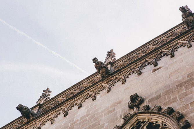 Barcelona & Gothic to Modern. Regular Tour - A Walk Through Barcelona’s Architectural Layers
