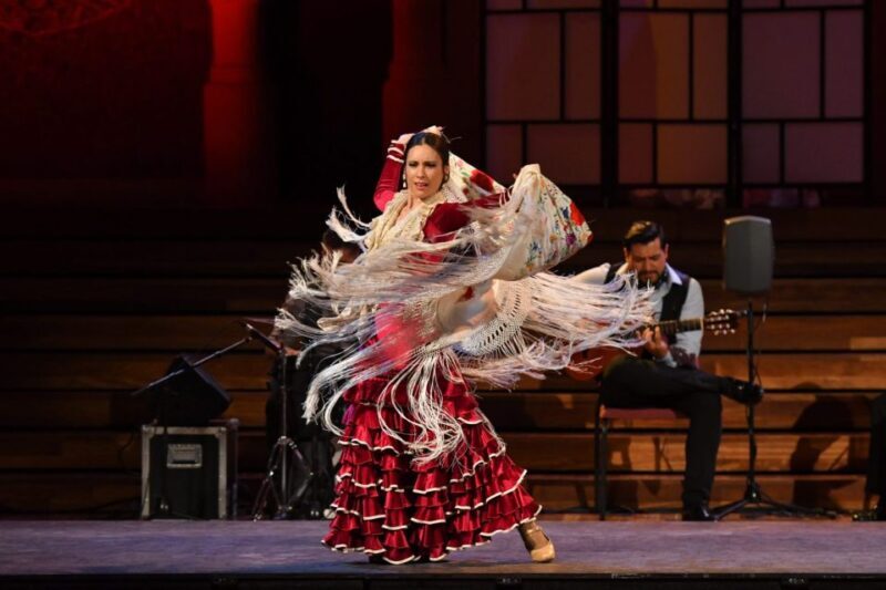 Barcelona: Gran Gala Flamenco Show Entry Ticket - A Night of Flamenco in Barcelona: Gran Gala Flamenco Show Entry Ticket