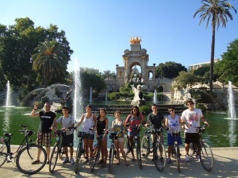 Barcelona Highlights Bike Tour: Cycle along the beach! - Key Points
