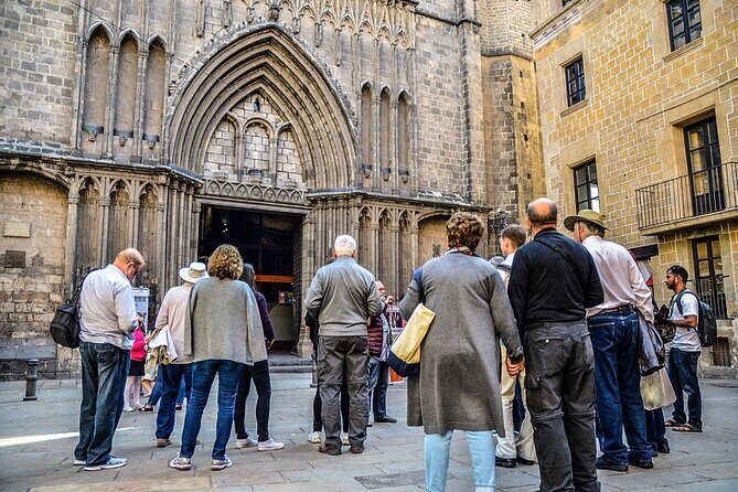 Barcelona Highlights Guided Tour with Monjuic Cable Car - FAQs