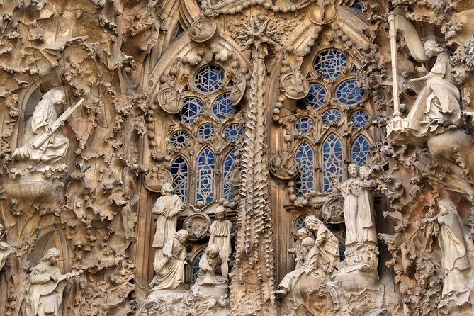 Barcelona Highlights Private Tour in a chauffeured Mercedes-Benz - Authentic Insights from Travelers